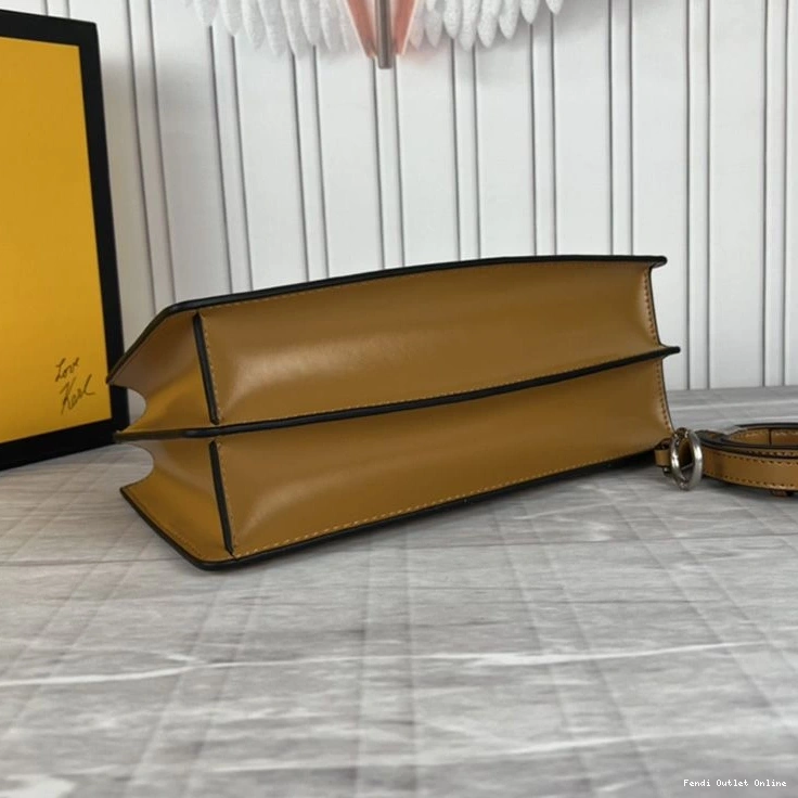 Affordable Fendi Peekaboo Medium Brown Leather In Bag Calf Cut 0718